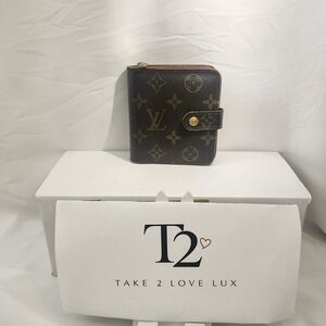 Louis Vuitton Monogram Wallet